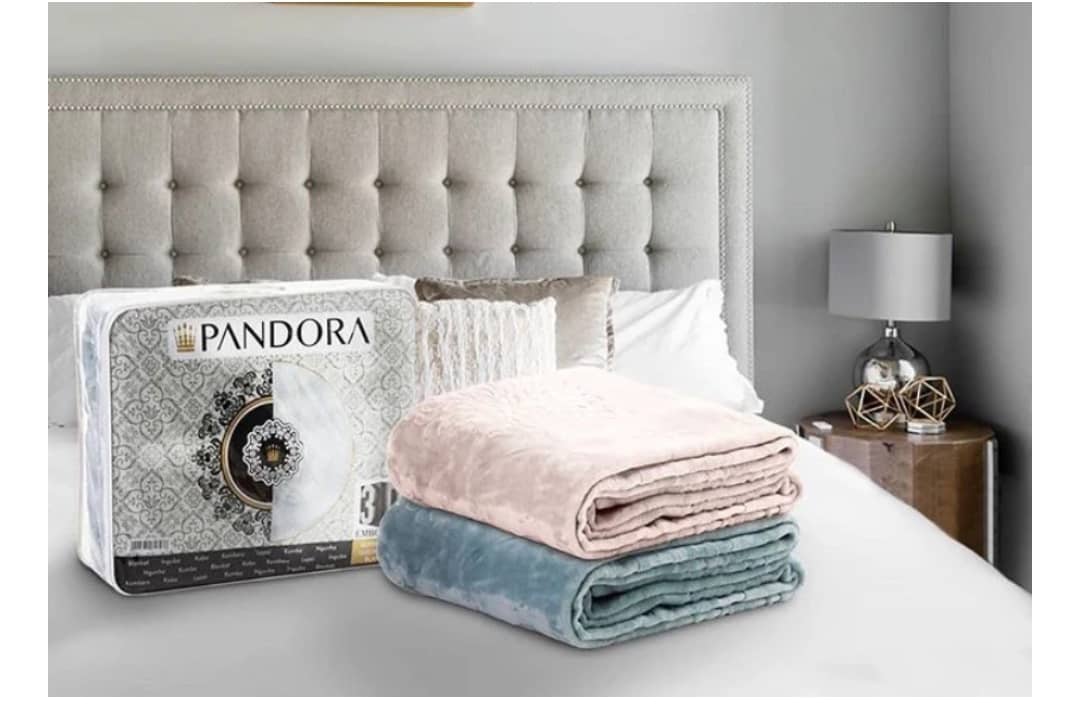 Pandora blankets