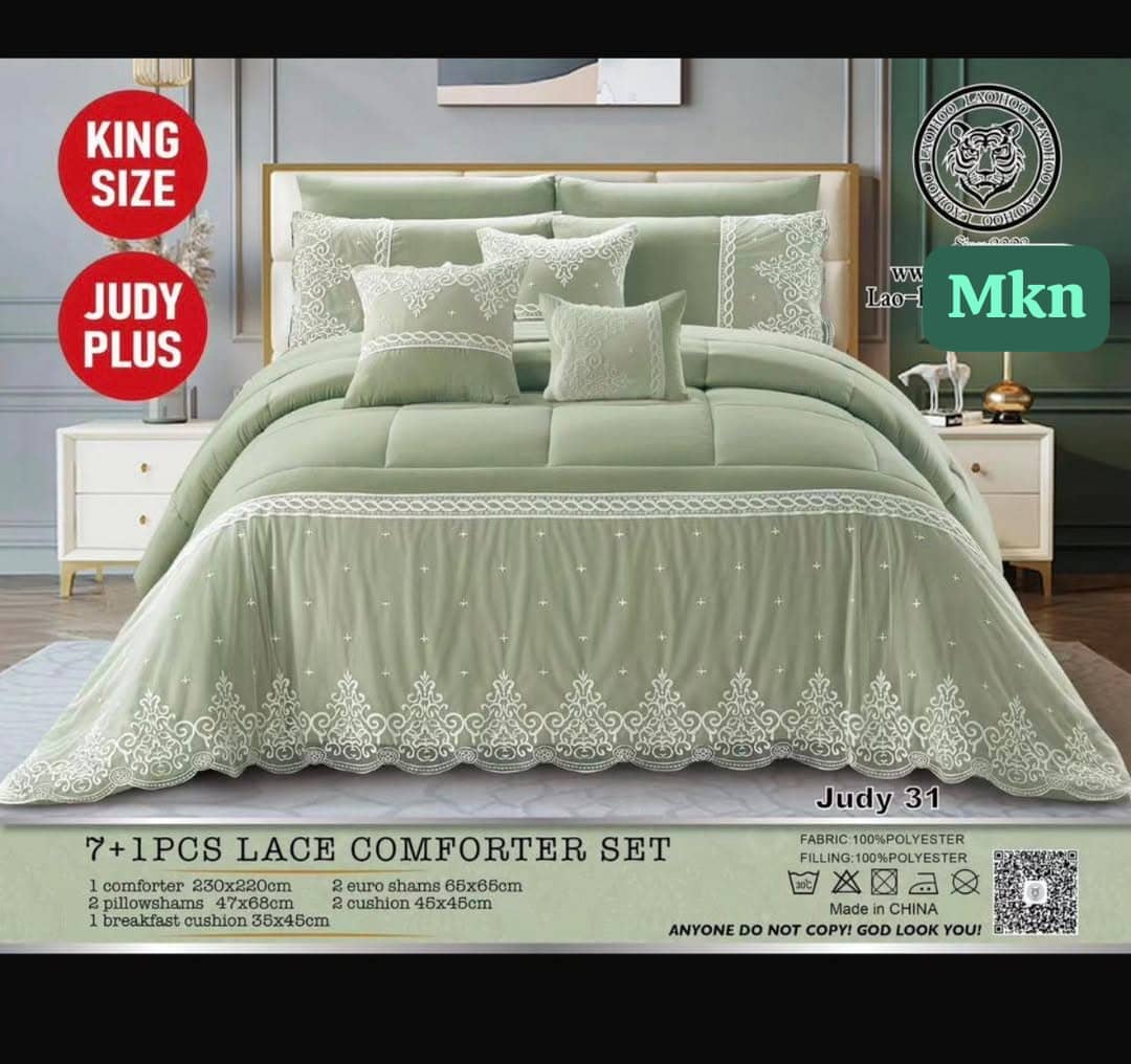 7 plus 1 pcs Lace comforter Set